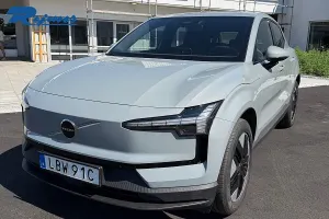 Volvo EX30 2024