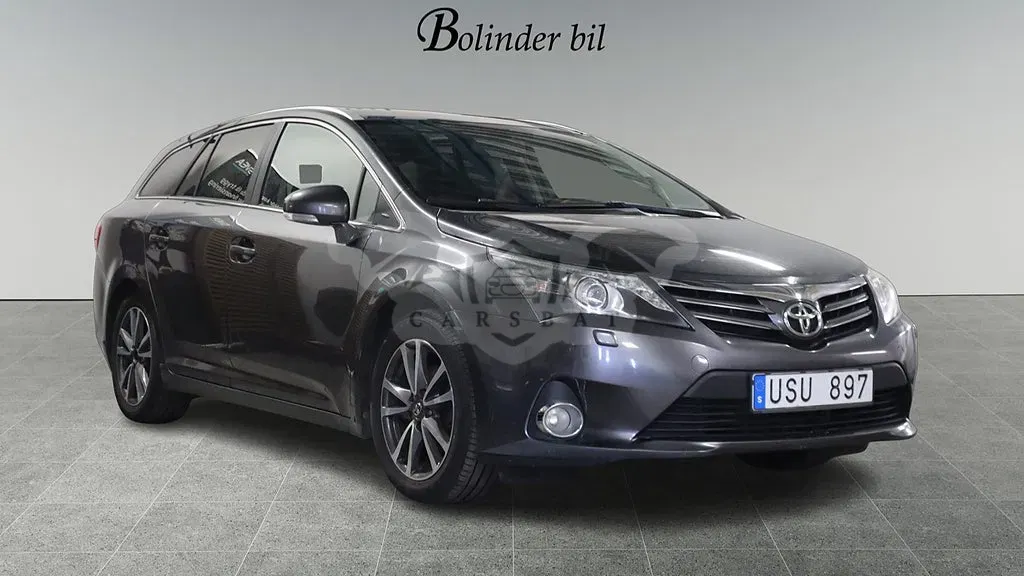 Toyota Avensis 2012