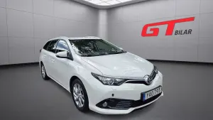 Toyota Auris 2016