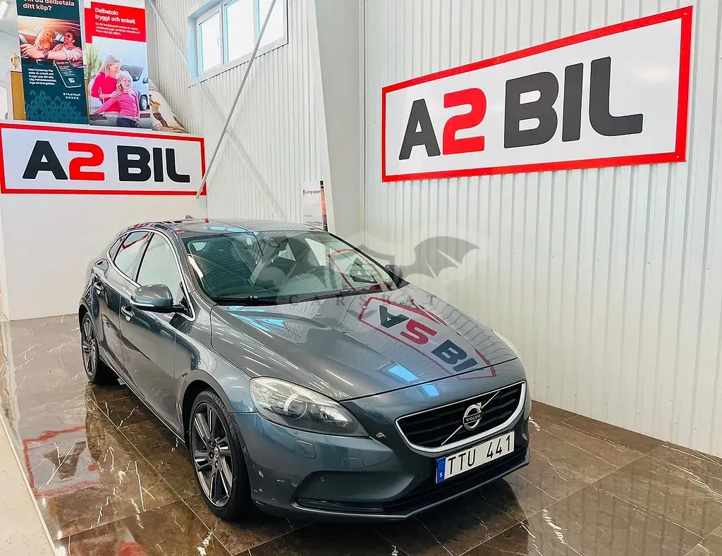 Volvo V40 2013
