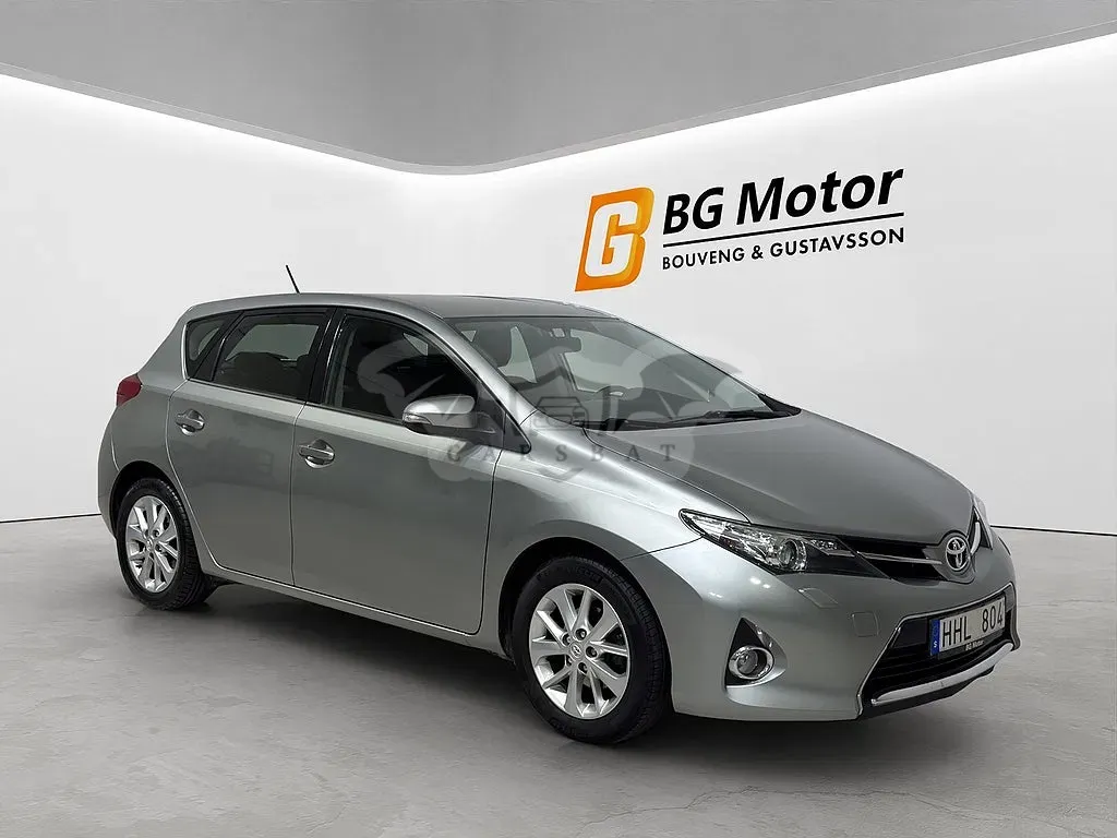 Toyota Auris 2013