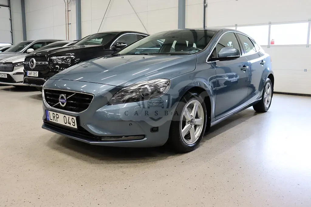 Volvo V40 2013