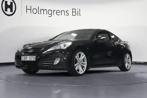 Hyundai Genesis 2011