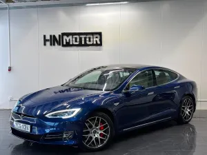 Tesla Model S 2016