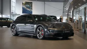 Porsche Taycan 2023