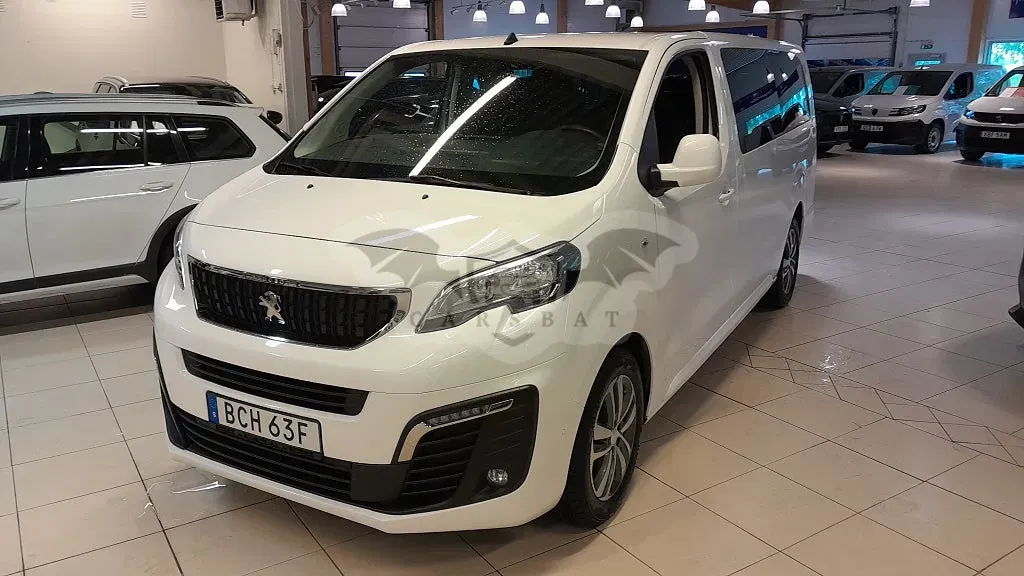 Peugeot Traveller 2020