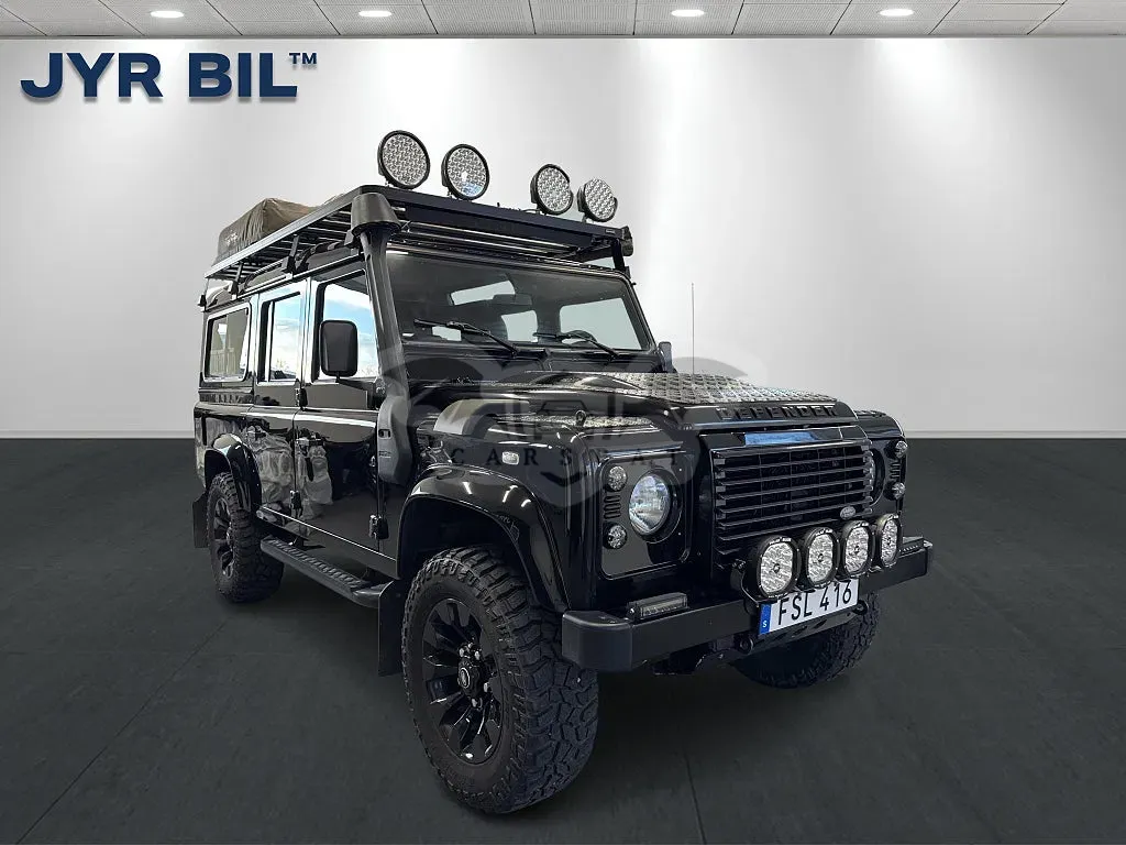 Land Rover Defender 2012