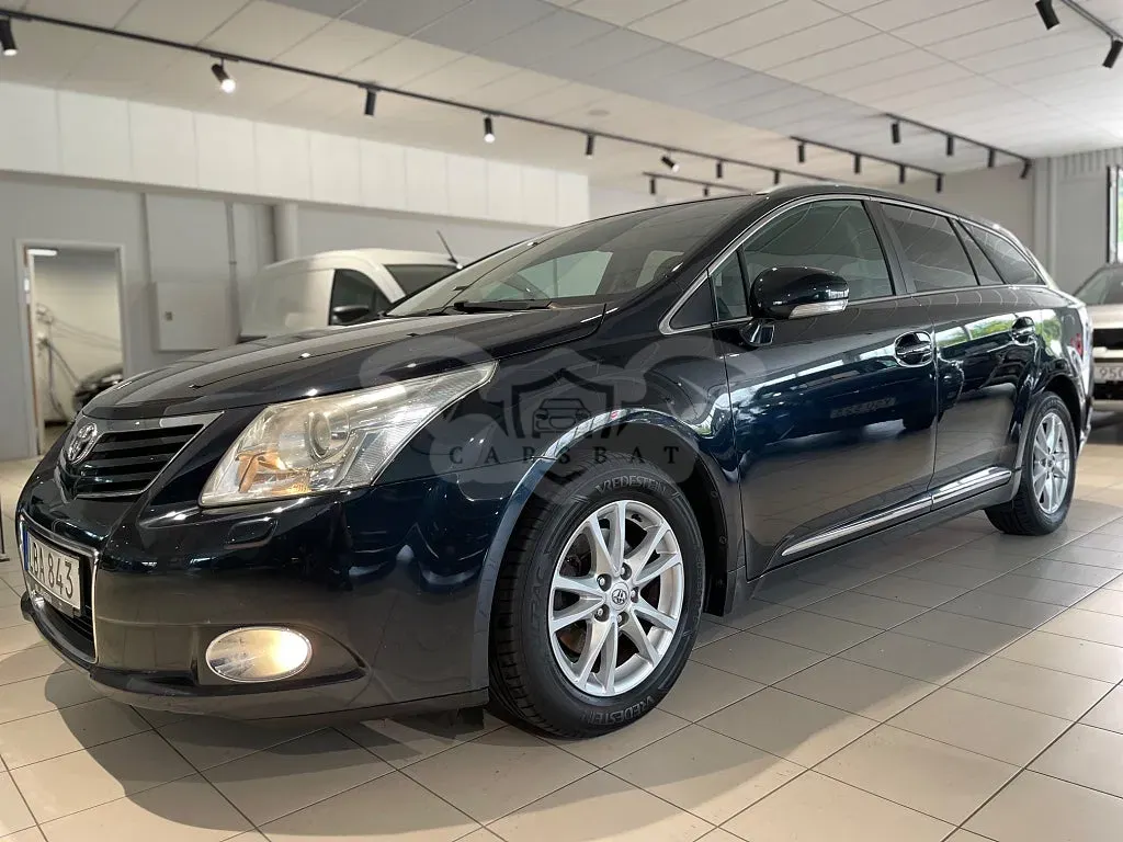 Toyota Avensis 2010