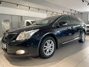 Toyota Avensis 2010