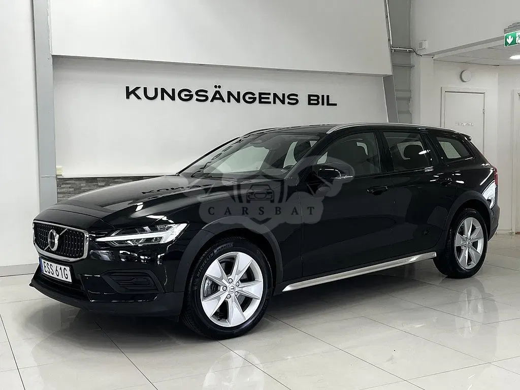 Volvo V60 2023