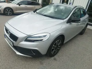 Volvo V40 2018