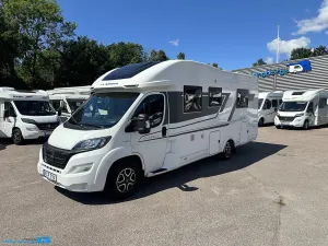 Adria coral 670 slt * hydrauliska * ac * inverter * solcell 2022