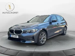 BMW 3 Series 330e 2021