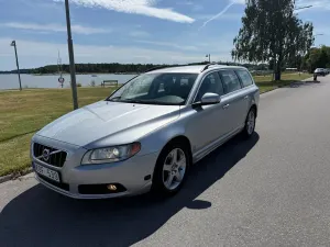 Volvo V70 2010