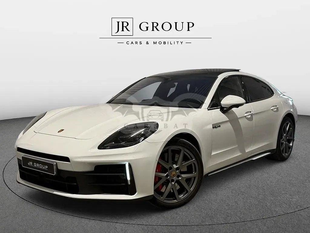 Porsche Panamera 2024