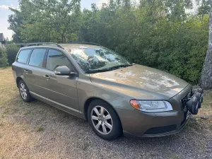 Volvo V70 2011