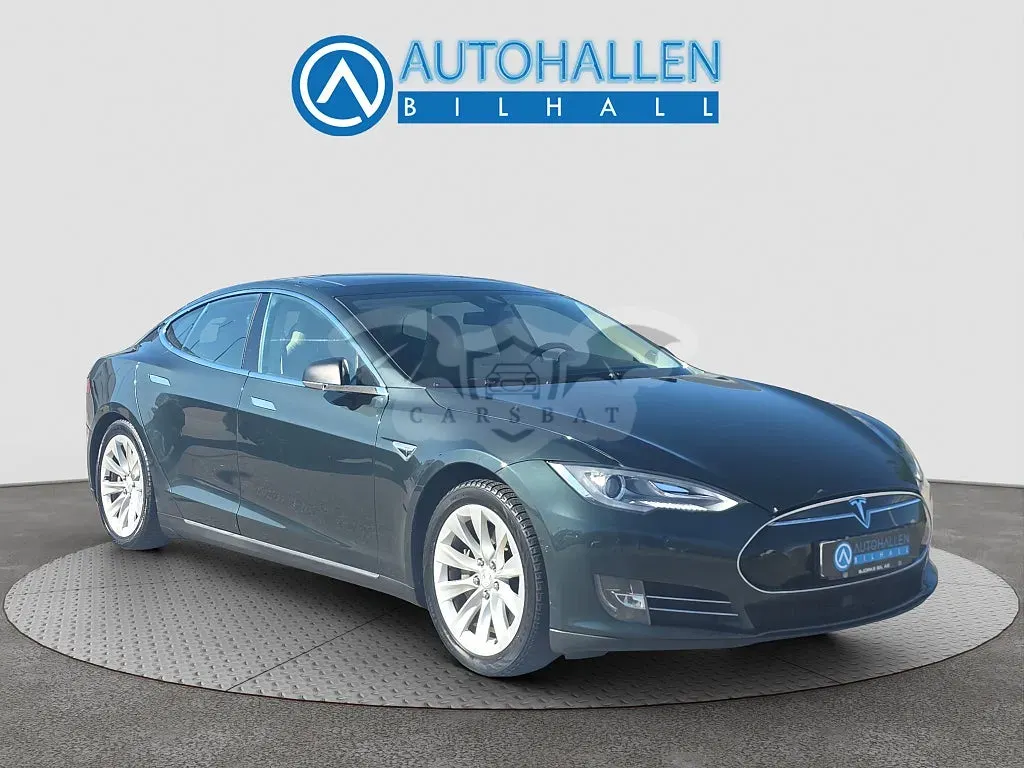 Tesla Model S 2014