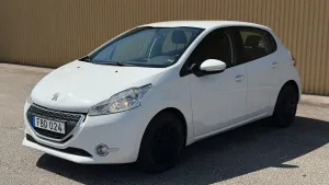 Peugeot 208 2015