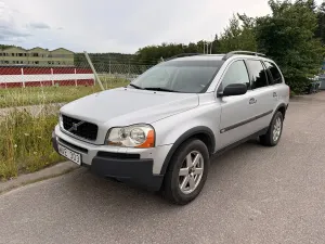 Volvo XC90 2004