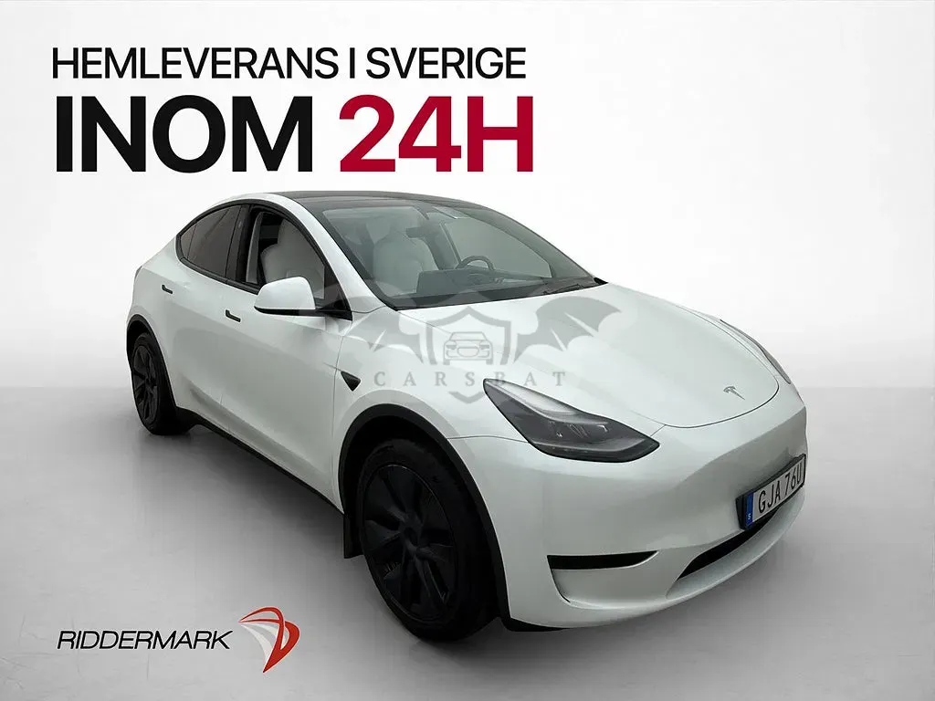 Tesla Model Y 2025
