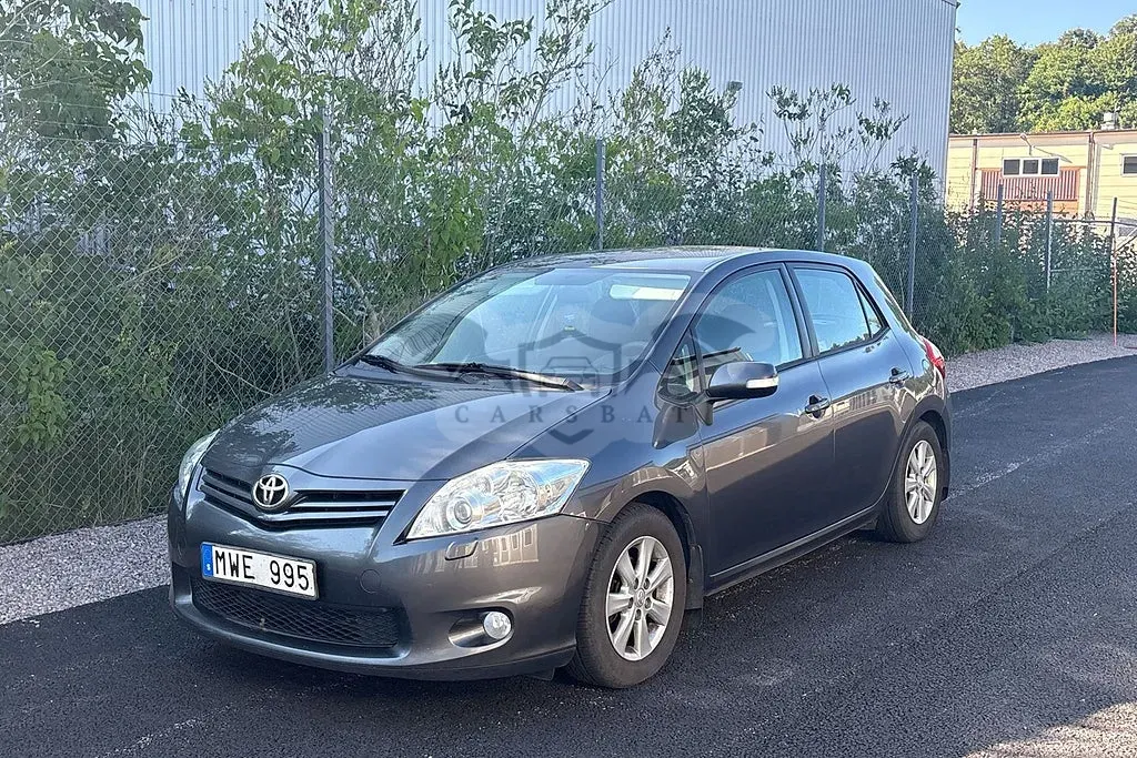 Toyota Auris 2012