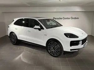 Porsche Cayenne 2025