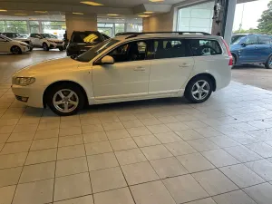 Volvo V70 2015