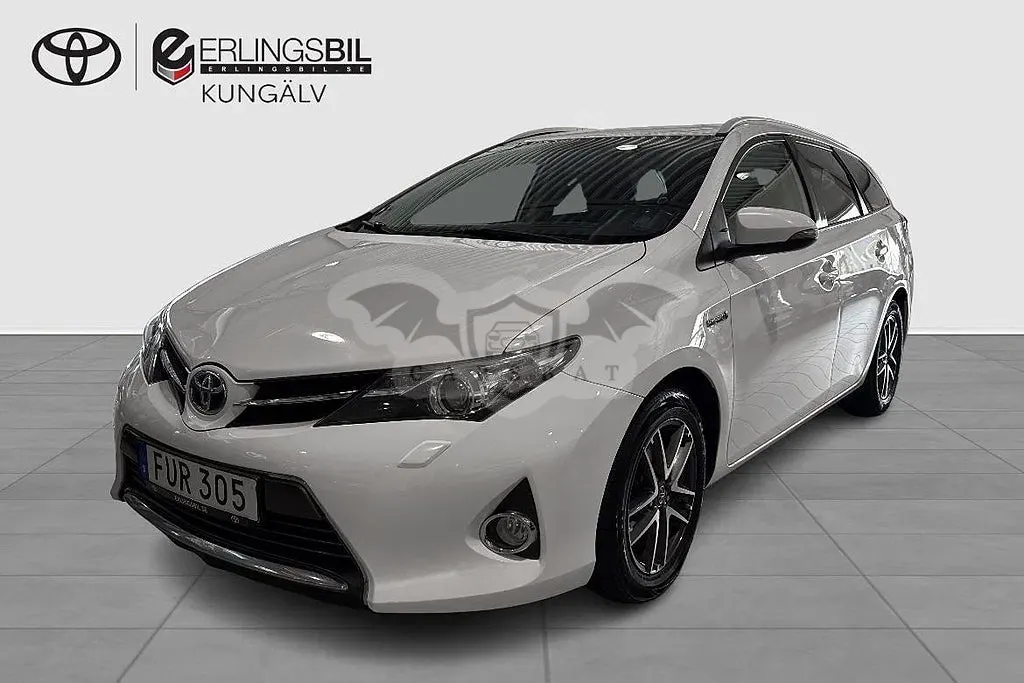 Toyota Auris 2015
