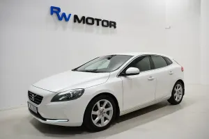 Volvo V40 2014