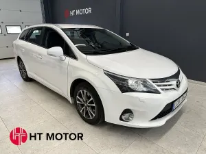 Toyota Avensis 2013