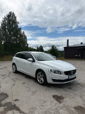 Volvo V60 2016