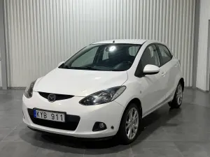 Mazda 2 2010