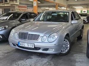 Mercedes-Benz E 2004