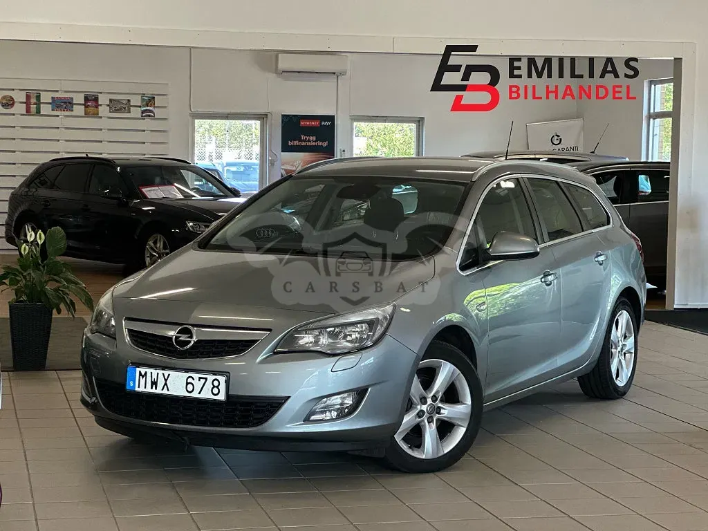 Opel Astra 2012