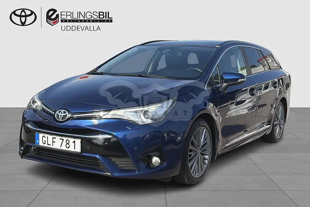 Toyota Avensis 2015