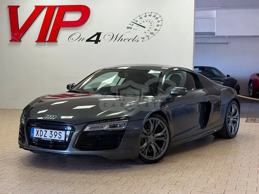 Audi R8 2014