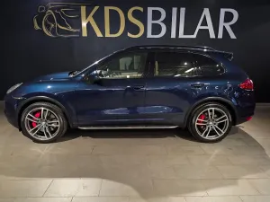 Porsche Cayenne 2011