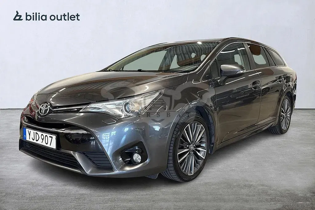 Toyota Avensis 2016