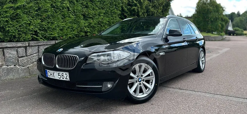 BMW 5 Series 2011