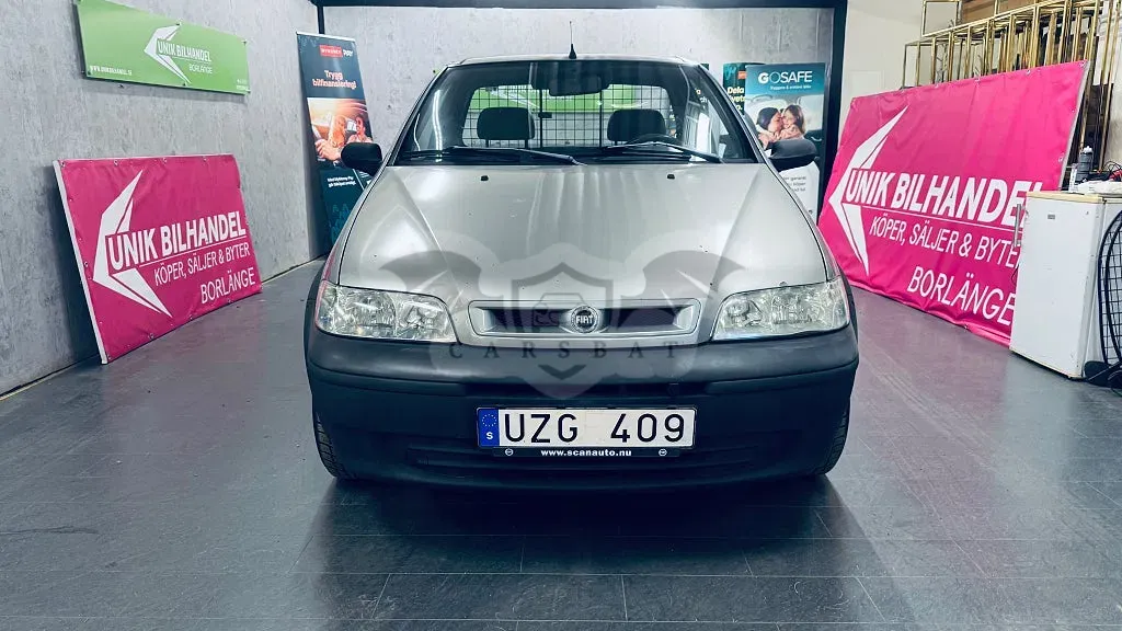 Fiat Strada 2004