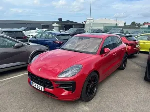 Porsche Macan 2021