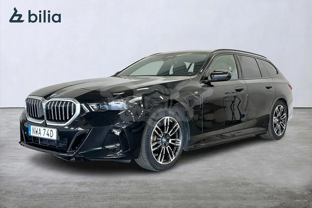 BMW 5 Series 530e 2025
