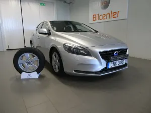 Volvo V40 2015