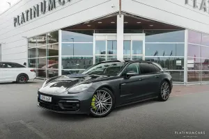 Porsche Panamera 2022