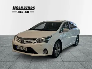 Toyota Avensis 2015