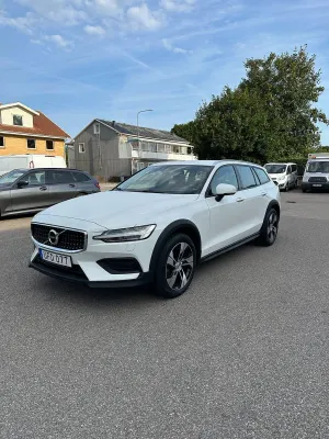 Volvo V60 2020