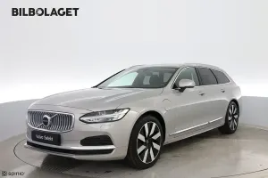 Volvo V90 2025