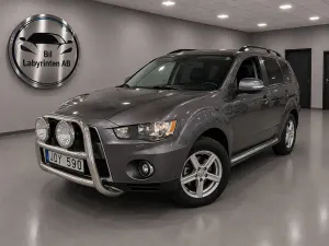 Mitsubishi Outlander 2011