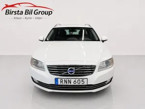 Volvo V70 2015