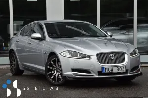 Jaguar XF 2012